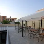 Pace فندق بومبيي